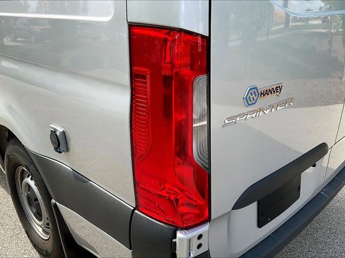 New 2024 Mercedes-Benz Sprinter 2500 w/ Acoustic Package image 14