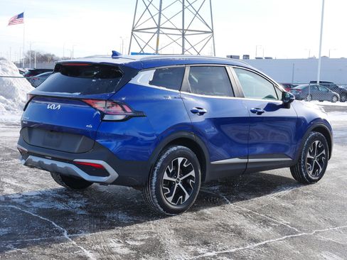 Certified 2023 Kia Sportage EX image 4