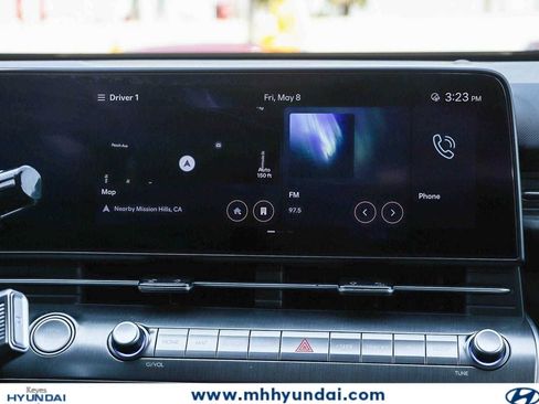 Certified 2025 Hyundai Kona SEL AWD/4WD image 13