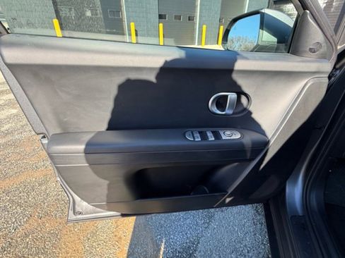 Used 2024 Hyundai Ioniq 5 SEL image 20