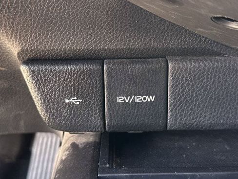 Used 2022 Toyota Camry SE FWD image 21
