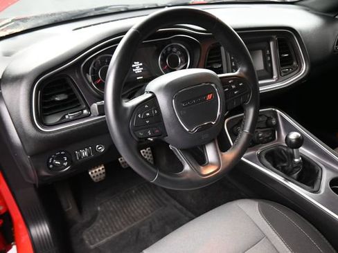 Used 2016 Dodge Challenger R/T RWD image 75