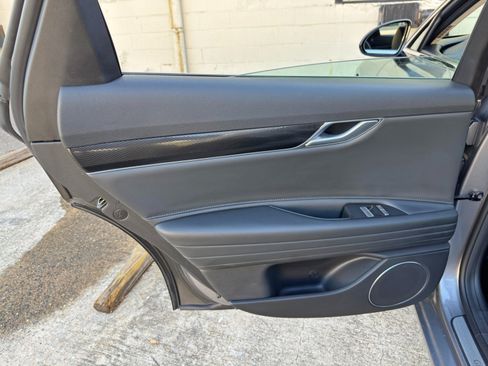Used 2025 Genesis G80 2.5T AWD/4WD image 48