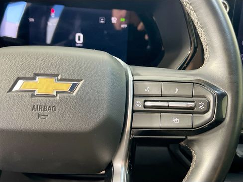 Used 2023 Chevrolet Colorado LT w/ LT Convenience Package image 19