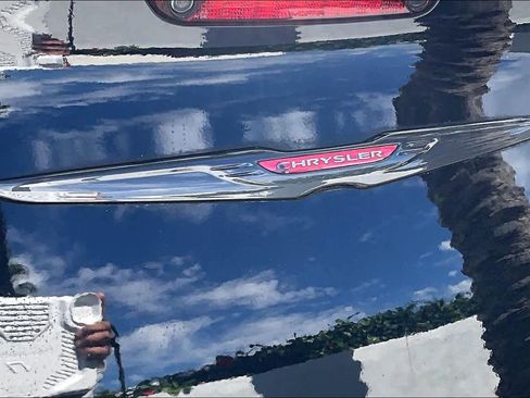 Used 2023 Chrysler 300 S image 30