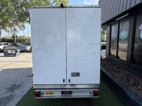 Used 2023 Ford E-350 and Econoline 350 Super Duty w/ Power Windows & Locks Group image 5