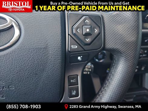 Used 2019 Toyota Tacoma TRD Sport AWD/4WD image 30