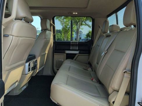 Used 2019 Ford F250 Lariat w/ Lariat Ultimate Package AWD/4WD image 17