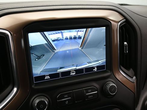 Used 2022 Chevrolet Silverado 1500 High Country image 21