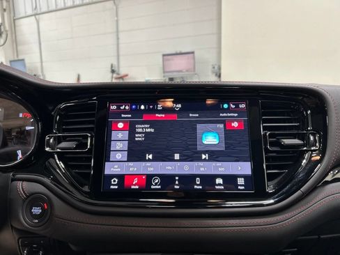 Used 2025 Dodge Durango GT AWD/4WD image 19