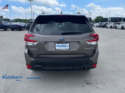 Used 2023 Subaru Forester Premium AWD/4WD image 4
