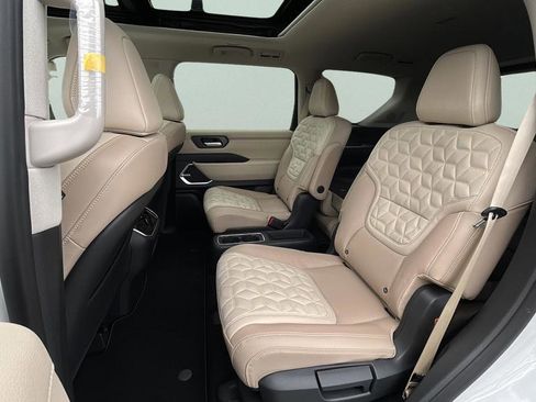 New 2026 Nissan Armada Platinum w/ Convenience Package RWD image 16