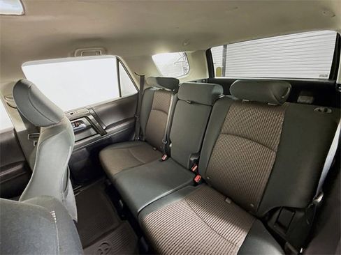 Used 2024 Toyota 4Runner TRD Off-Road image 8