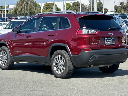Used 2021 Jeep Cherokee Latitude Plus AWD/4WD image 6