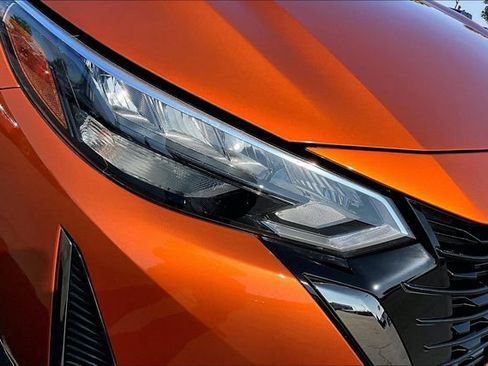 Certified 2024 Nissan Sentra SR FWD image 29