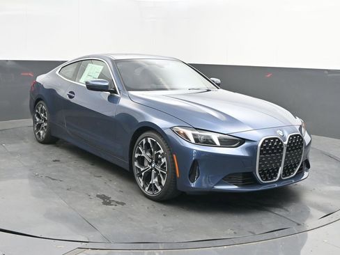 New 2026 BMW 430i Coupe w/ Premium Package image 9