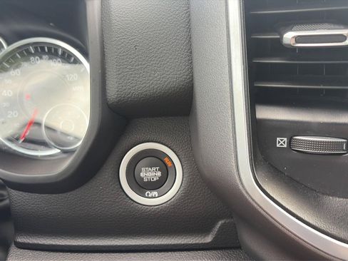 Used 2023 RAM 1500 Big Horn AWD/4WD image 18