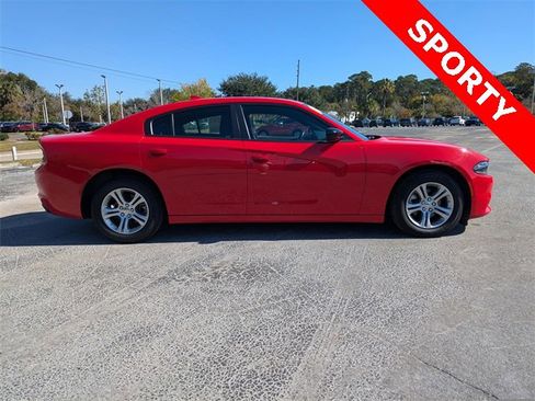 Used 2023 Dodge Charger SXT image 3