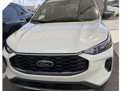 Used 2025 Ford Escape ST-Line w/ Equipment Group 301A