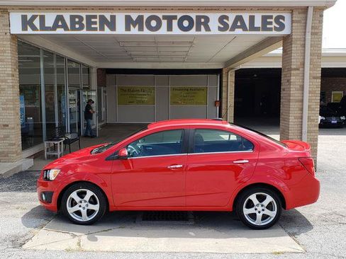 Used 2015 Chevrolet Sonic LTZ FWD image 2