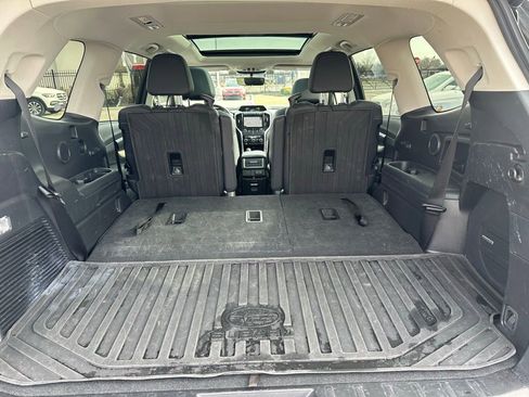 Used 2022 Subaru Ascent Limited w/ Technology Package image 31
