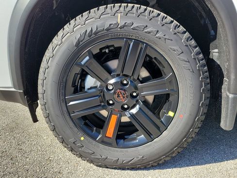 New 2026 Nissan Rogue SV image 9