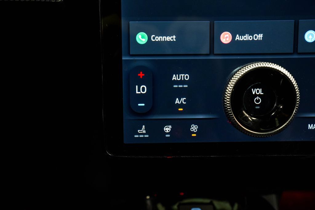 Used 2022 Ford Mustang Mach-E Premium AWD/4WD image 29