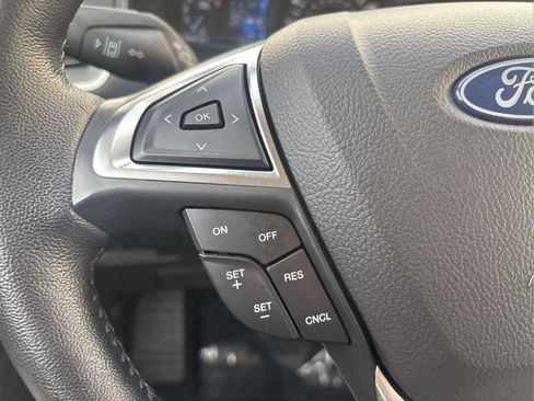 Certified 2023 Ford Edge SEL w/ Convenience Package AWD/4WD image 16
