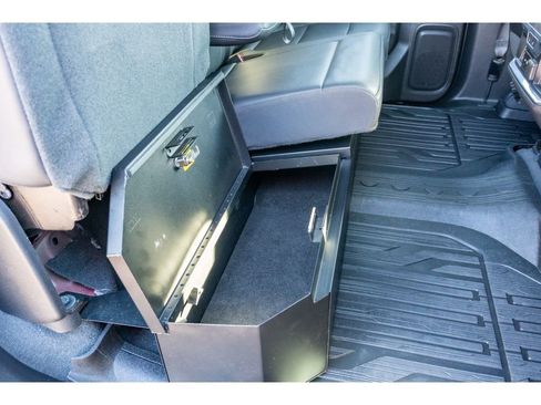 Used 2019 GMC Sierra 1500 SLT w/ SLT Premium Package image 19