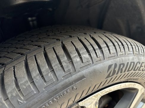 Used 2021 Lexus UX 250h w/ Premium Package image 12