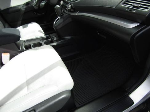 Used 2015 Honda CR-V EX image 10