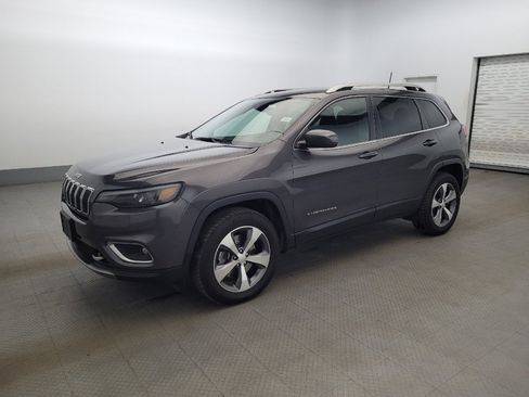 Used 2021 Jeep Cherokee Limited w/ Elite Package image 2