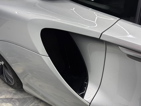 Used 2023 McLaren Artura RWD image 41