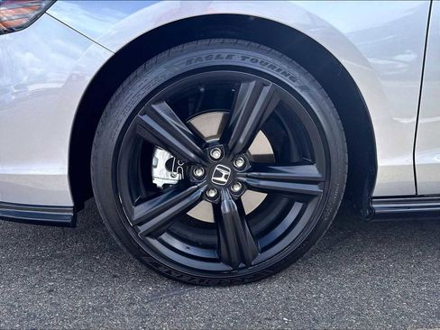 Used 2024 Honda Accord Sport image 12