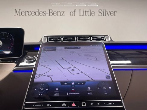 Certified 2022 Mercedes-Benz S 500 4MATIC w/ AMG Line Package image 33
