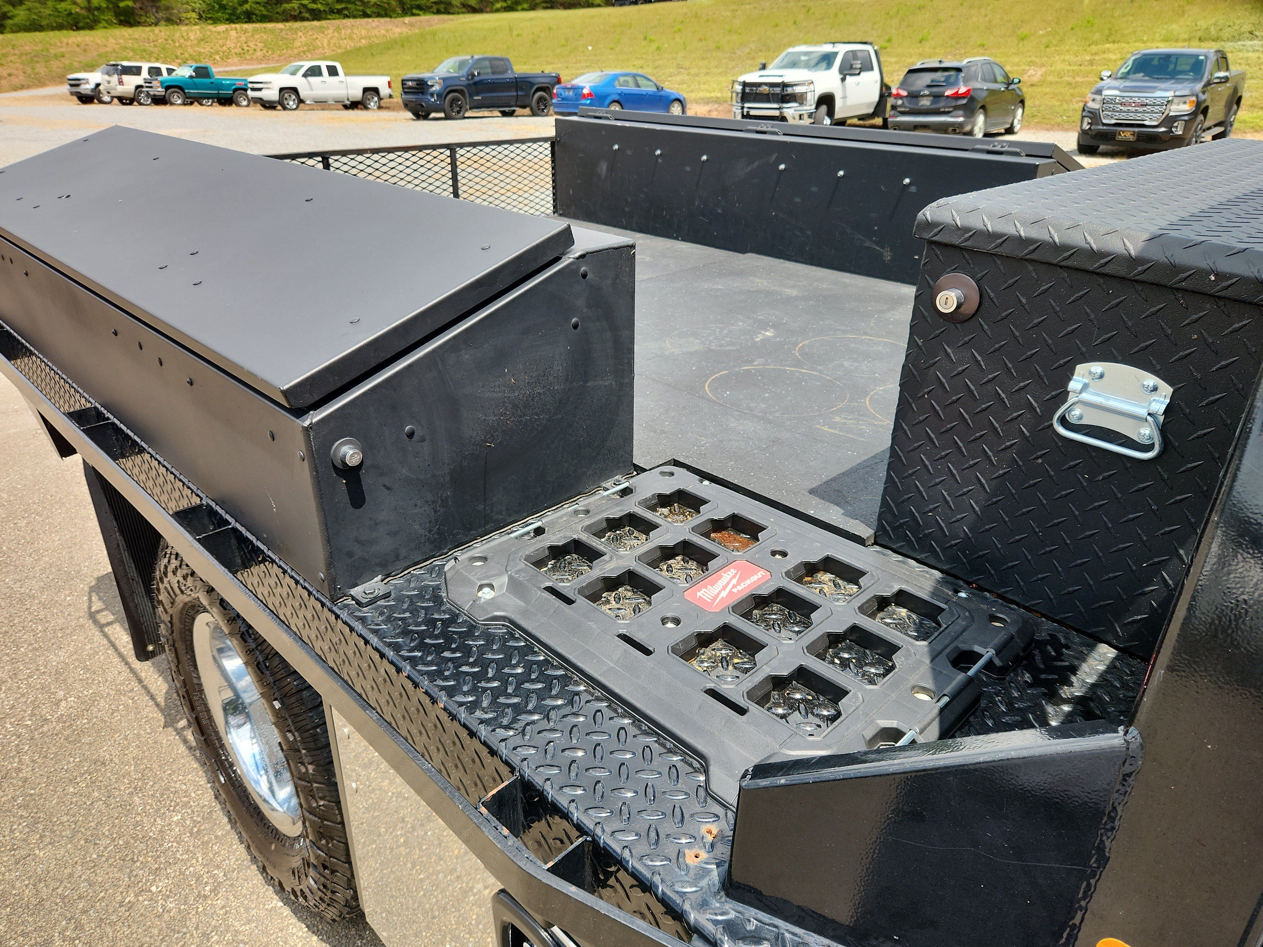 Used 2024 RAM 3500 Tradesman w/ Chrome Appearance Group AWD/4WD image 47