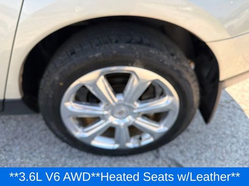 Used 2016 Cadillac SRX Performance w/ Driver Awareness Package AWD/4WD image 23