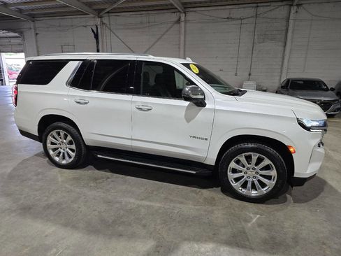 Used 2021 Chevrolet Tahoe Premier AWD/4WD image 16