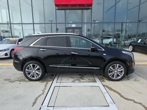 Used 2025 Cadillac XT5 Premium Luxury image 4