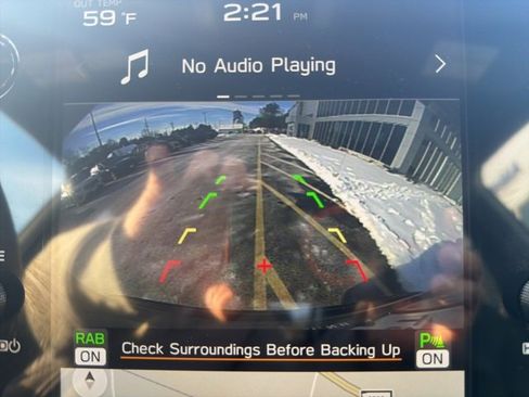 Used 2025 Subaru Forester Limited image 43