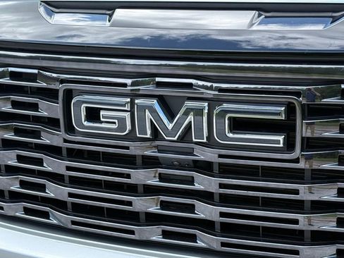 Used 2026 GMC Sierra 1500 Denali Ultimate AWD/4WD image 7