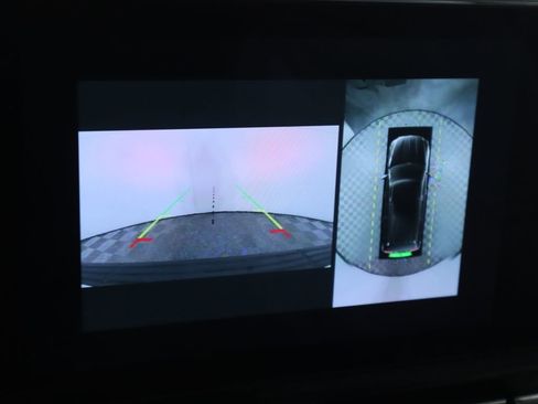 Used 2021 Lincoln Navigator L Black Label w/ Cargo Convenience Package image 16