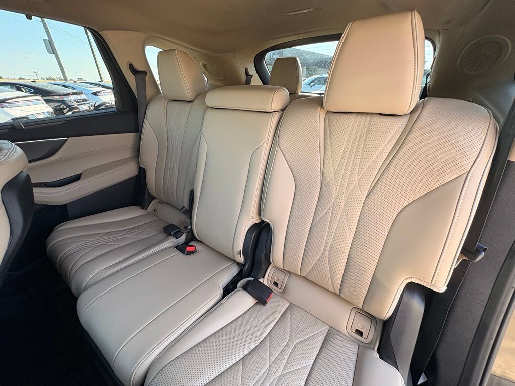 Used 2025 Acura MDX w/ Advance Package AWD/4WD image 26
