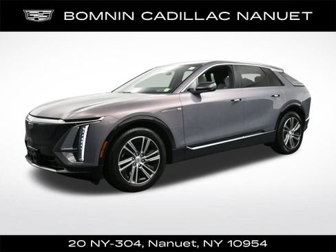 Certified 2025 Cadillac Lyriq Luxury AWD/4WD image 1