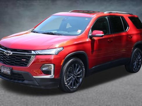 Used 2022 Chevrolet Traverse RS AWD/4WD image 28
