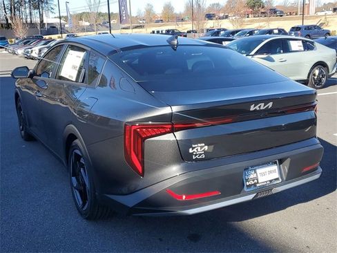 New 2025 Kia K4 EX image 6
