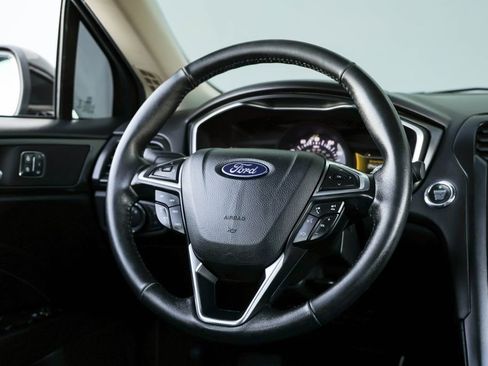 Used 2018 Ford Fusion Titanium AWD/4WD image 30