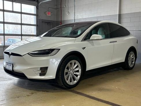 Used 2017 Tesla Model X 100D image 5