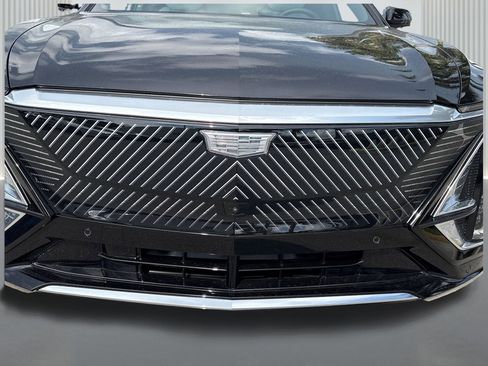 New 2026 Cadillac Lyriq Premium Luxury RWD image 12