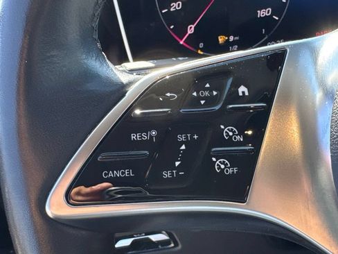 Certified 2025 Mercedes-Benz GLC 350e 4MATIC image 27